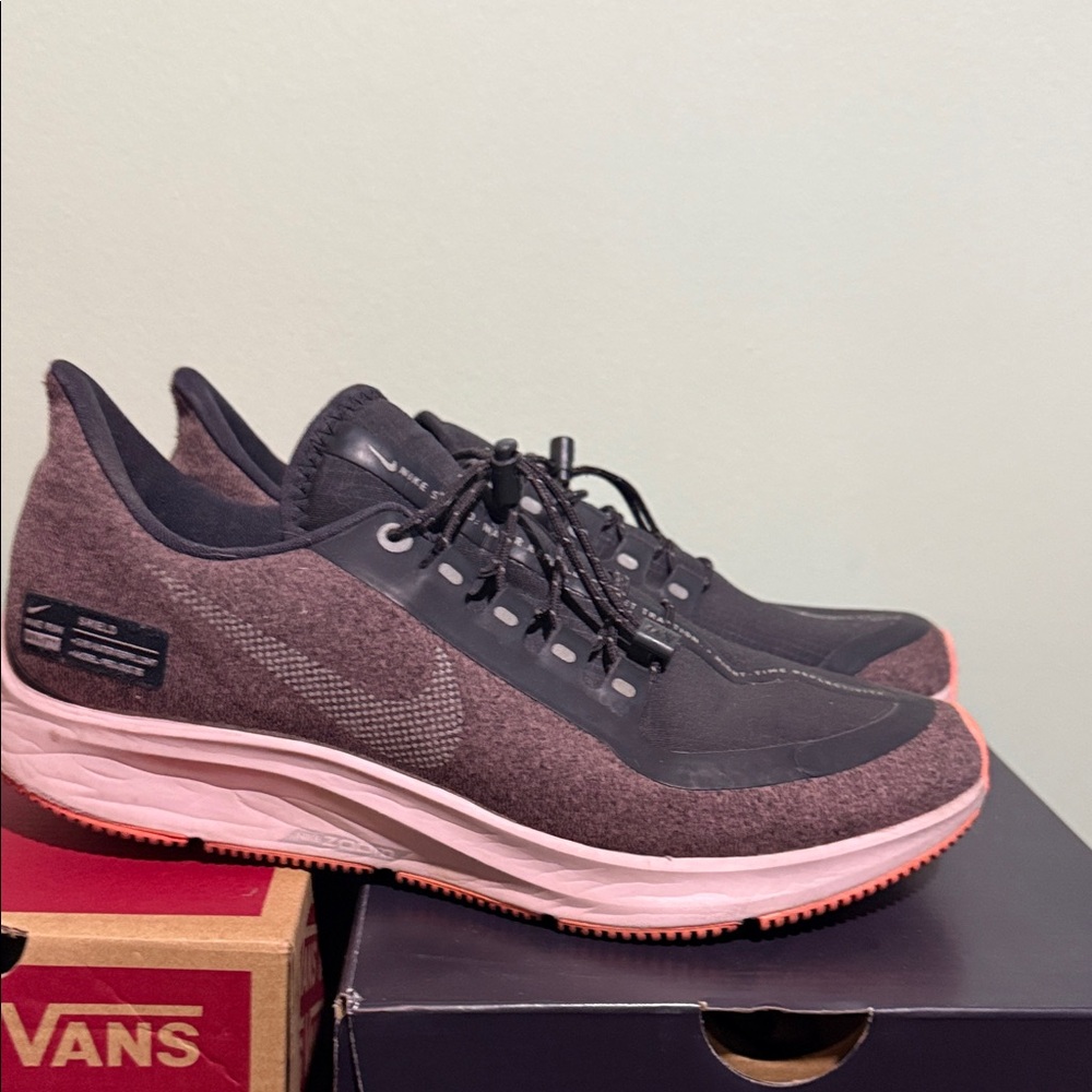 Nike Women’s  Charcoal and Coral Athletic Shoes